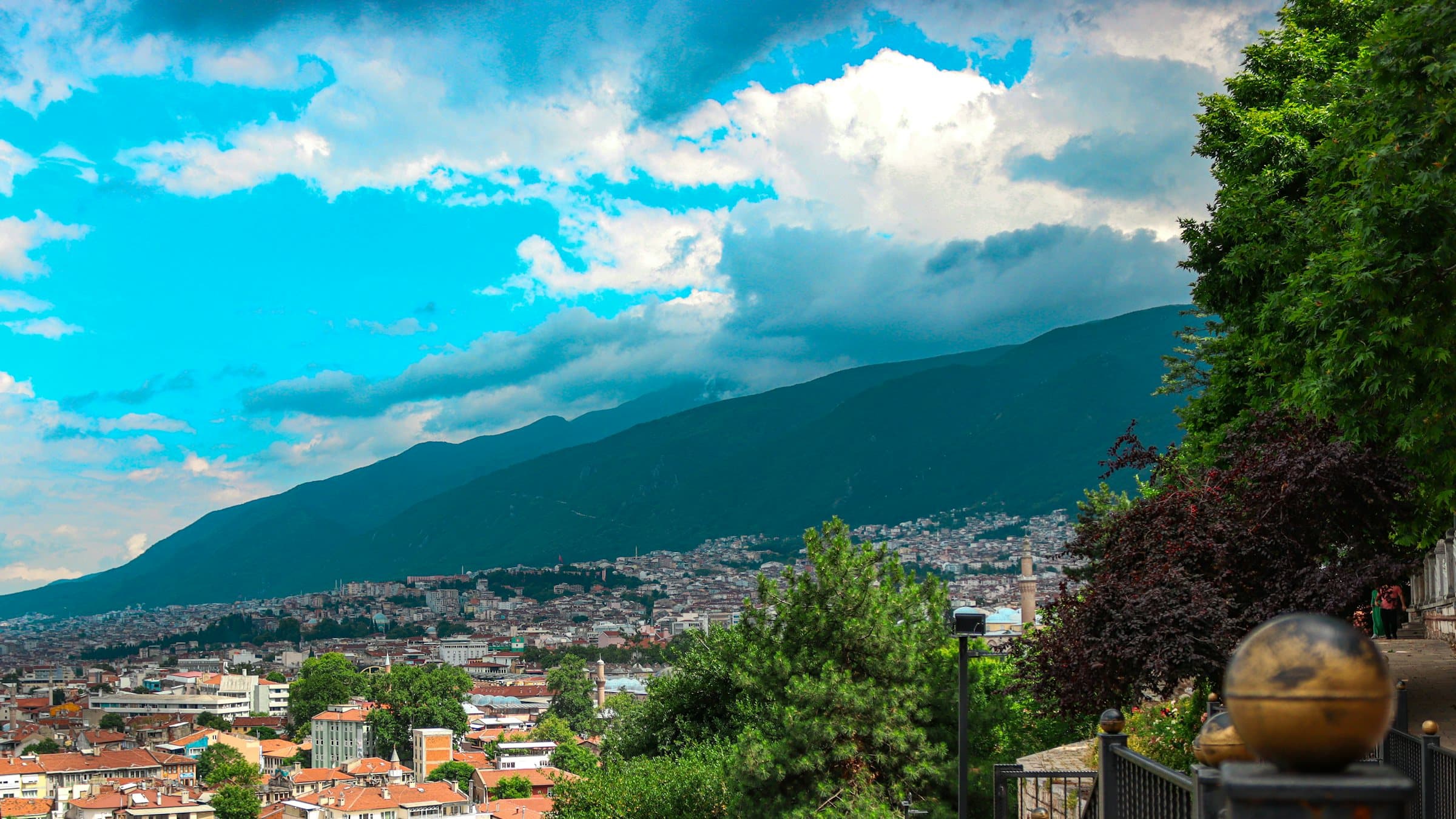 Bursa Sahne Kiralama: Sanayi, Uludağ ve Festival Rehberi